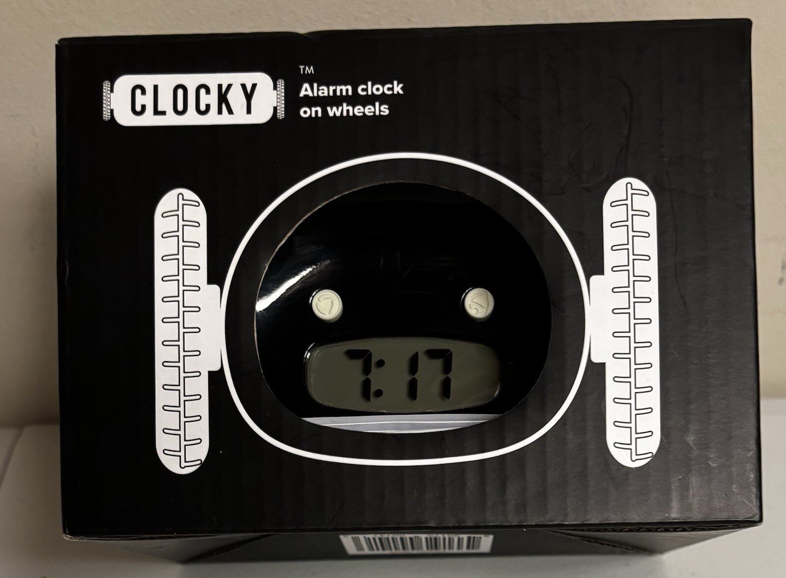 CLOCKY SUPER LOUD ALARM CLOCK FOR HEAVY SLEEPERS MOVE JUMP ROLL RUN AWAY BLACK