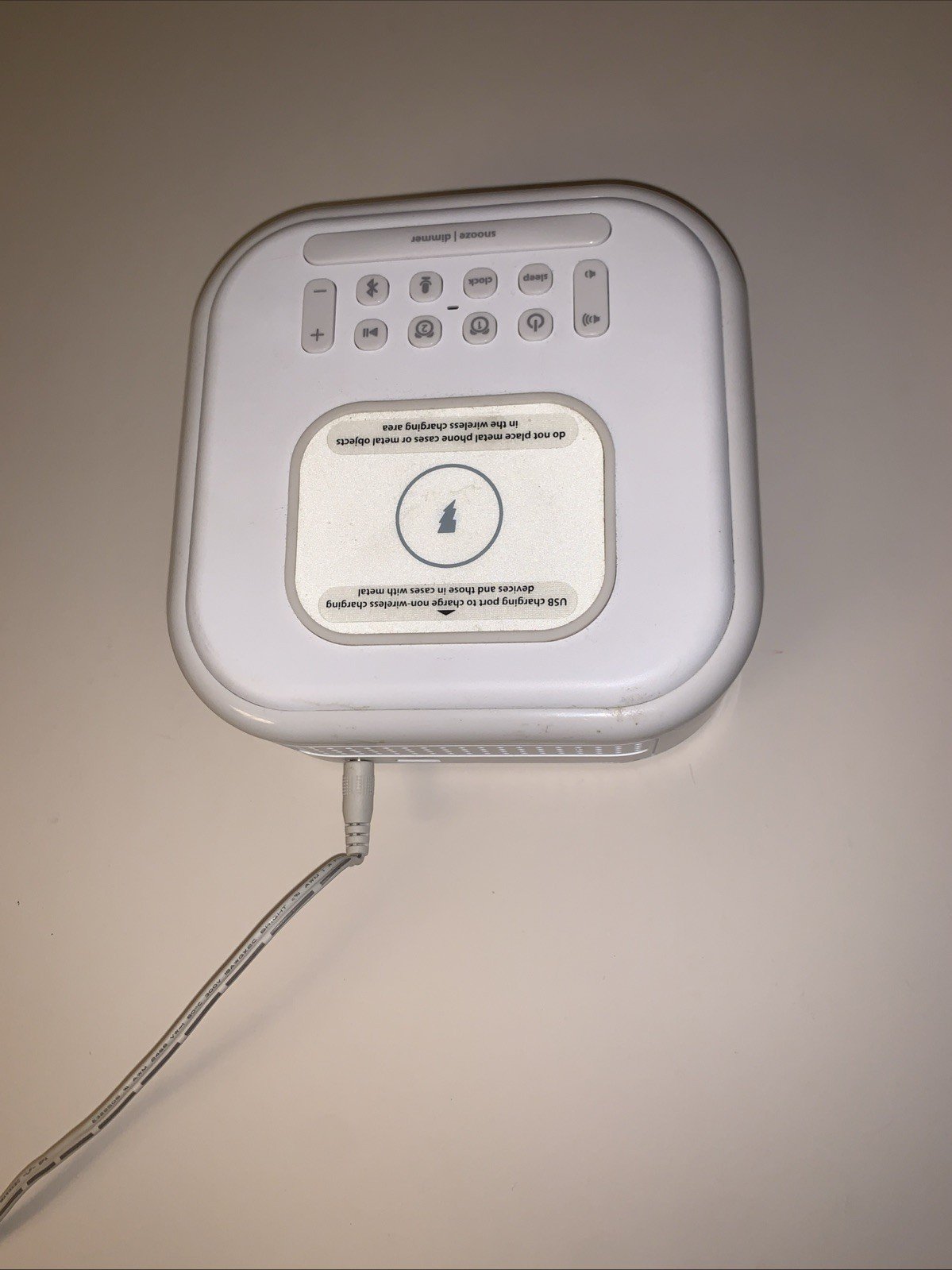 iHome iNTE23 Alarm Clock with Charging Port