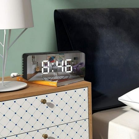 Masteelf Square Digital Mirror Clock LED Alarm Clock with Temperature Measurement Snooze Function (Black)