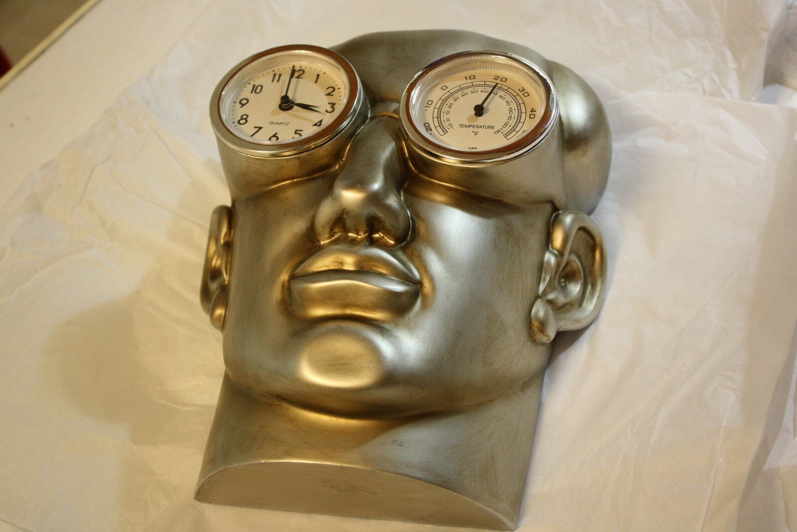 Oscar Wilde Punctuality is the Thief of Time Sculpture Clock MML Runs well