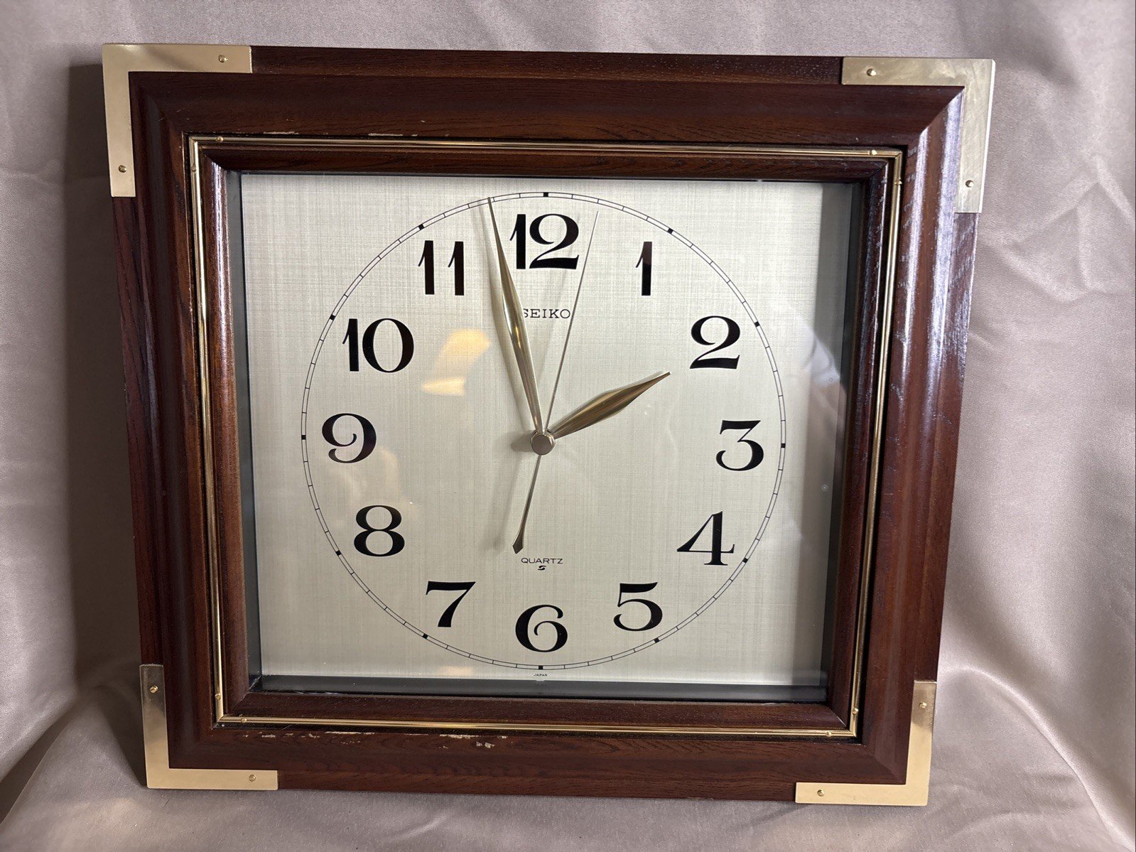 Seiko Wall Clock Square Wood & Bras Seikosha Co Movement Japan Quartz QA212A