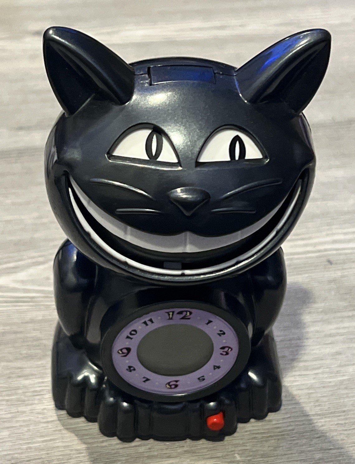 VHTF RARE Black Cat Clock Trendmasters 2001- Doesn’t Turn On - FREE SHIP!