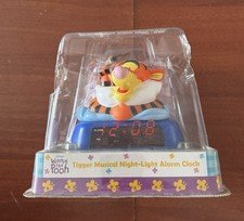 Winnie the Pooh Tigger Musical Digital Alarm Clock with Night Light New