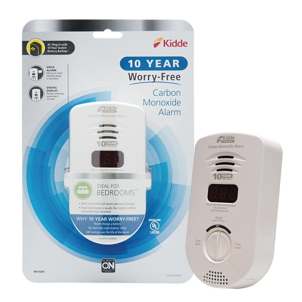 10-Year Worry-Free Plug-In Carbon Monoxide Detector with Digital Display and Voice Alarm...