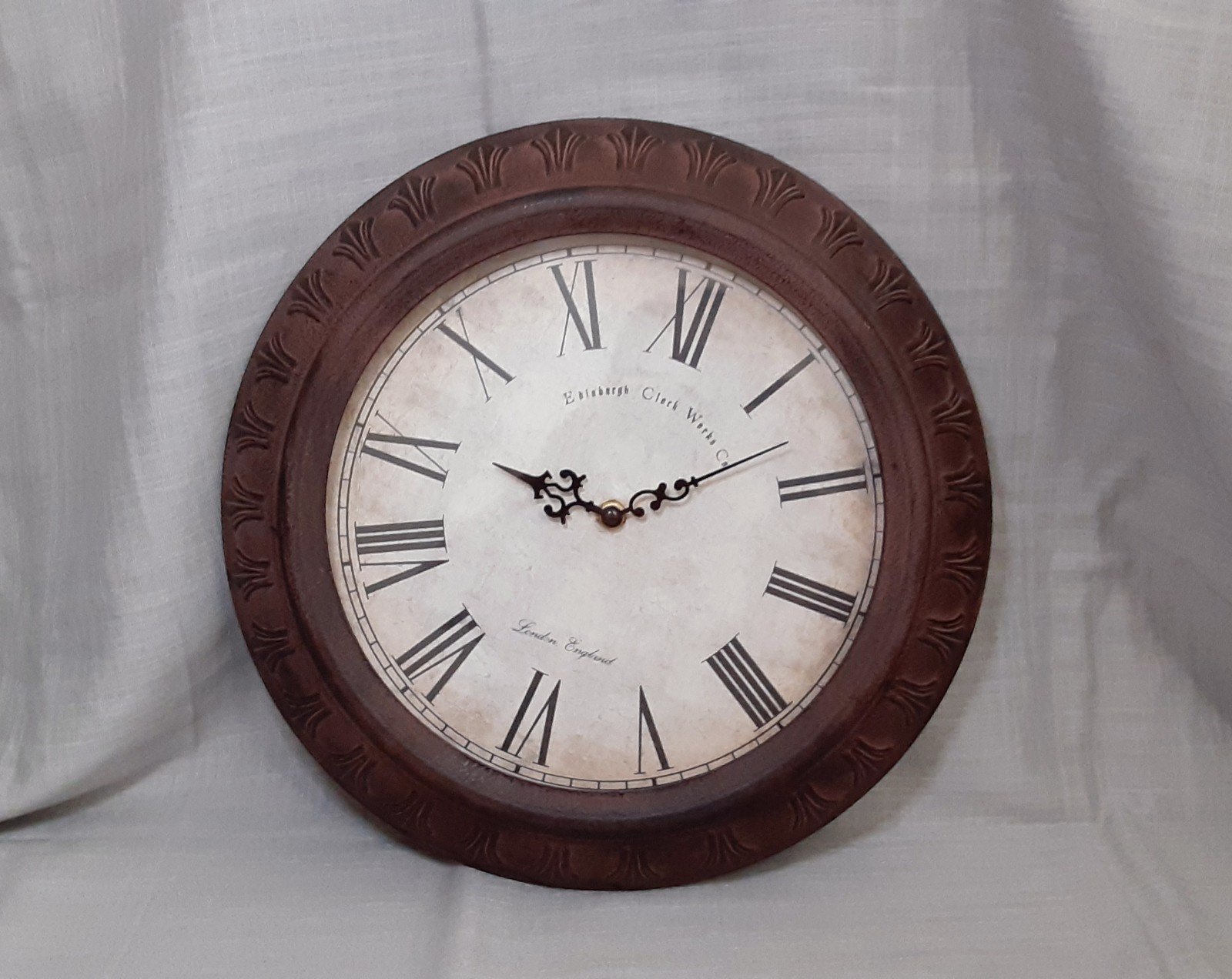 15" Vintage Natural Rusted Iron Art Wall Clock with Glass, Rustic Farmhouse