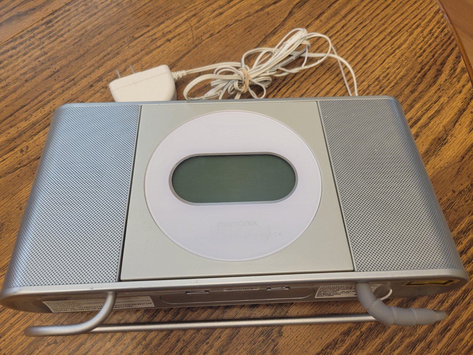2010 Memorex Cd Clock Radio