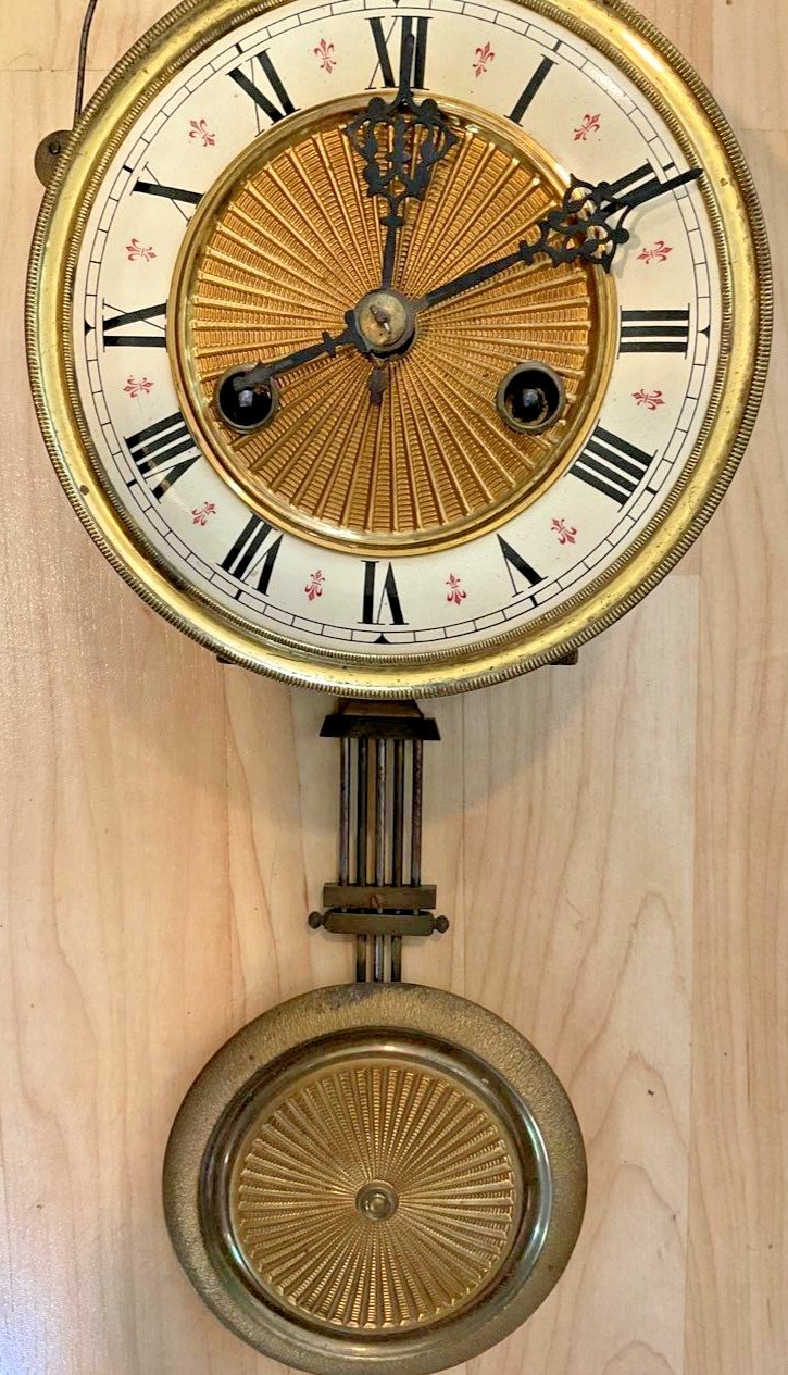 ANTIQUE GERMAN WALL REGULATOR CLOCK MOVEMENT WITH MATCHING PENDULUM