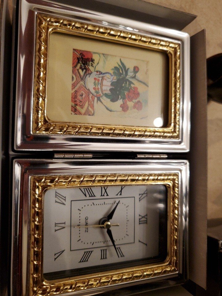 Beautiful Elegant Gift Silver Gold Picture Frame Clock 8913202 Brand New