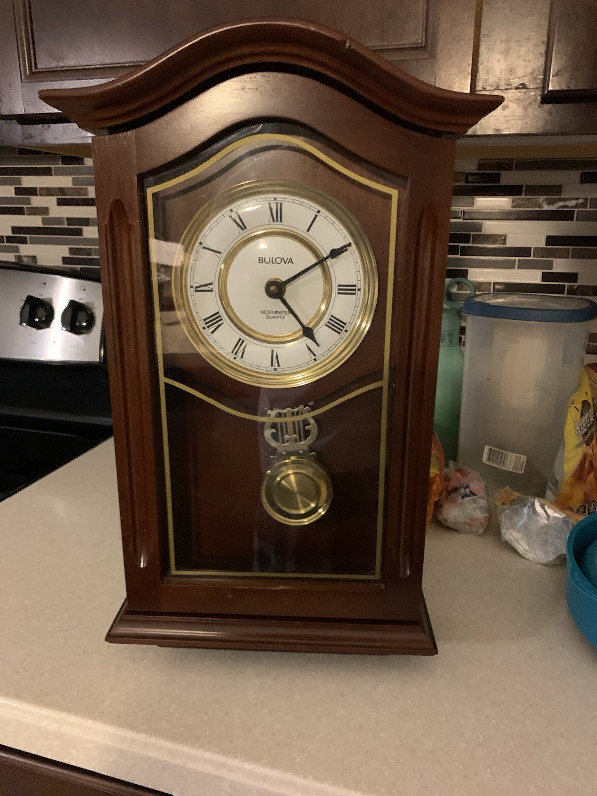 BULOVA QUARTZ WALL CLOCK PENDULUM WESTMINSTER CHIME