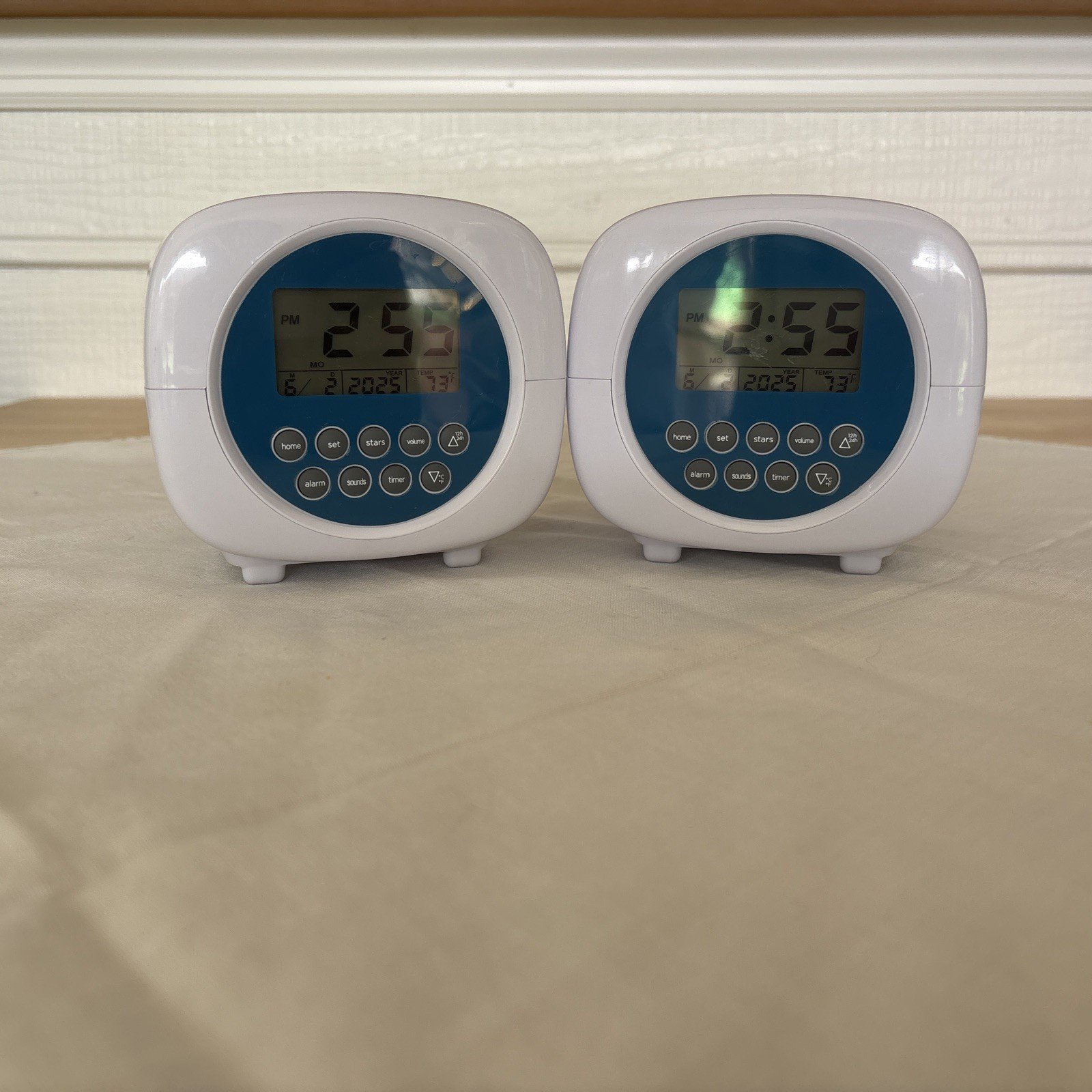 Discovery Kids Stars Projection Alarm Clock Sounds lot of 2 - Pre-owned