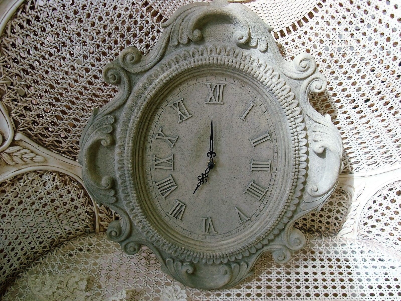 ESTATE FRENCH COUNTRY SCROLLY DECORATIVE WALL CLOCK **PRETTY** AS ISwall clock