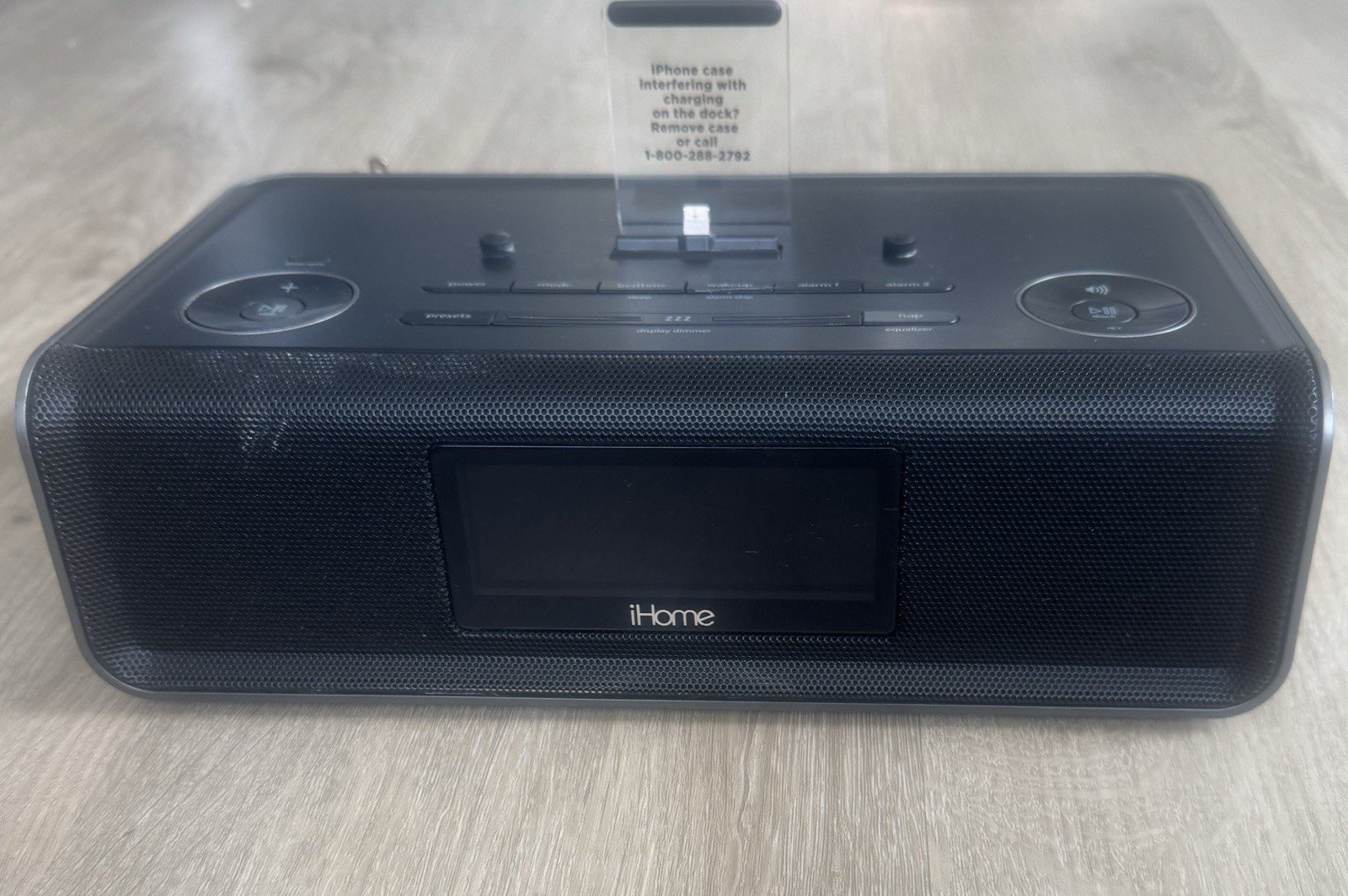 FM Clock Radio (iHome)