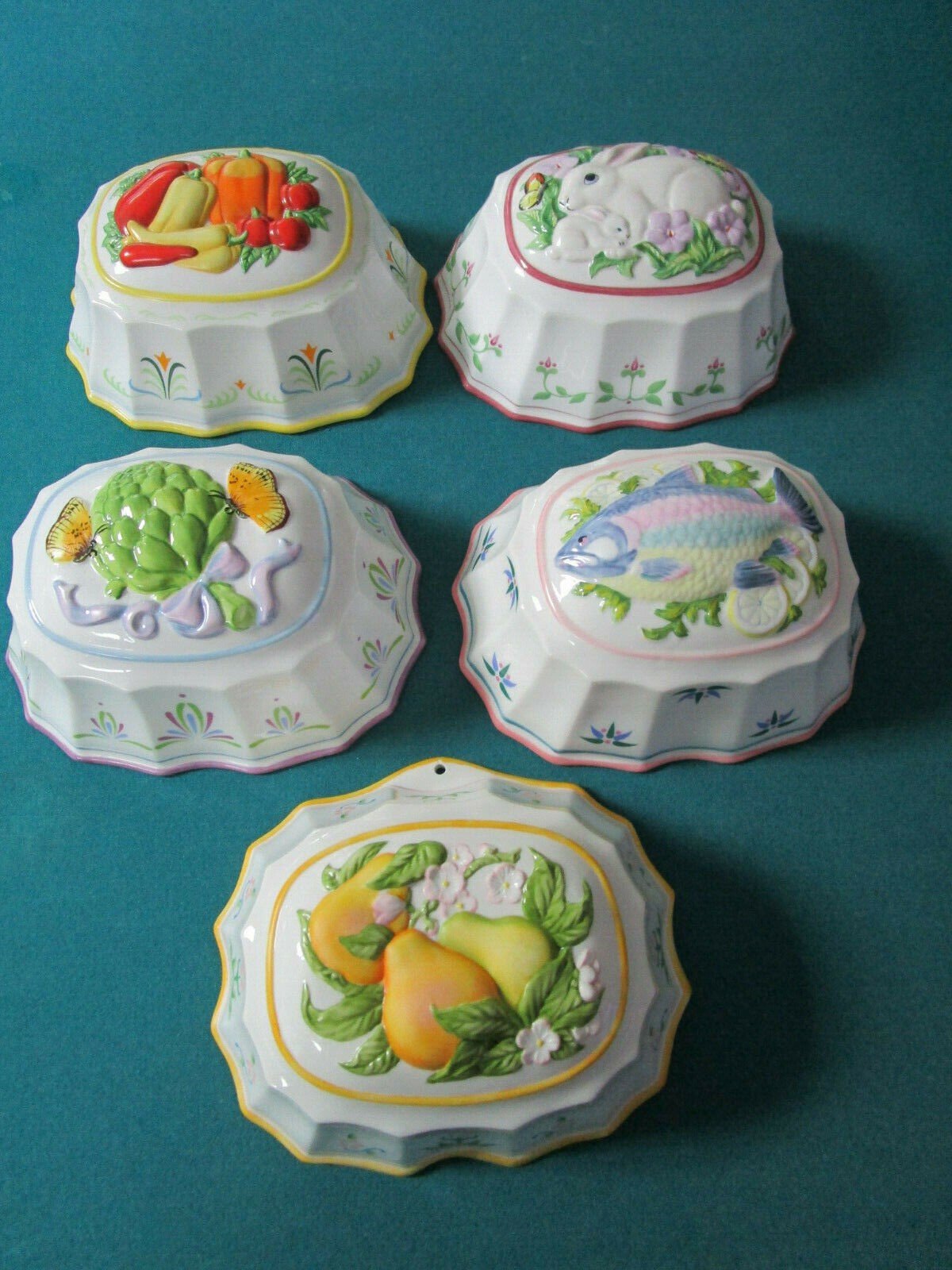 Franklin Mint Cordon Bleu Porcelain Molds. Rectangular Pattern 3 X 8 X 8 X 7"