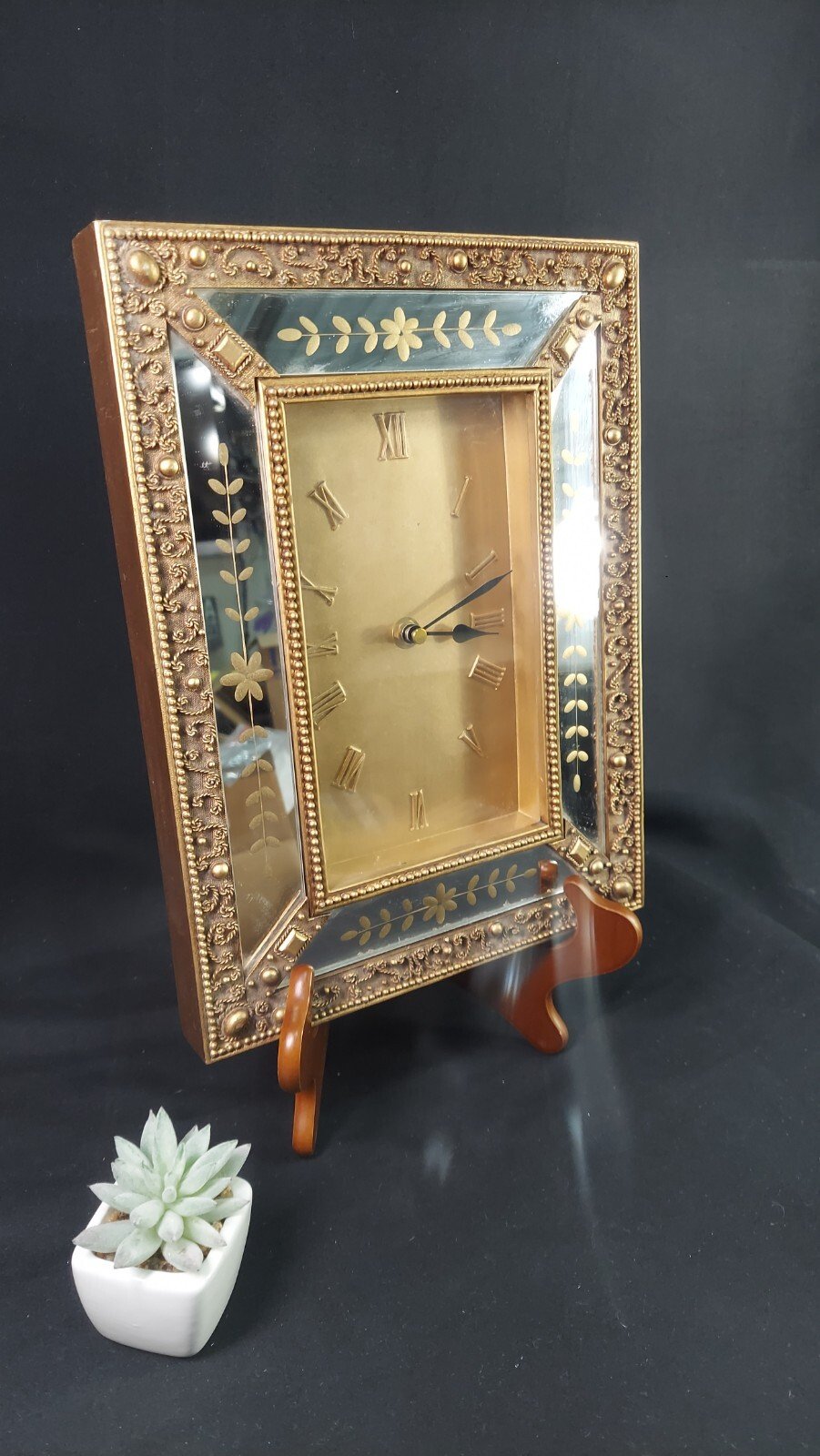 Gold Tone Wall Clock With Mirrors In The Frame Gold Leafs Flowers 9x12