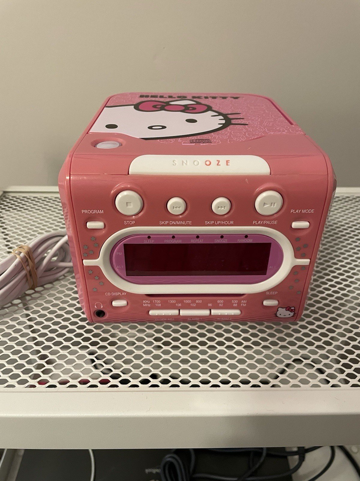 Hello Kitty AM/FM Stereo CD Alarm Clock Radio KT2053A Tested & Working