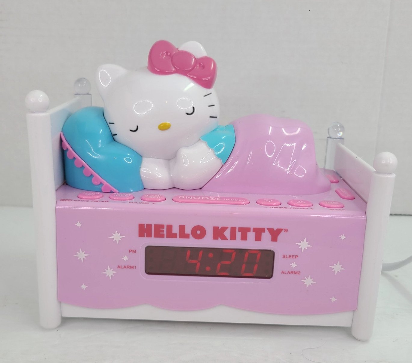 Hello Kitty Digital Alarm Clock Hello Kitty Bed Clock Night Light AM/FM Radio
