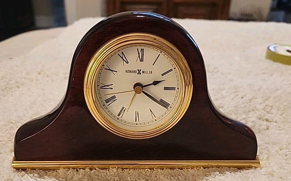 HOWARD MILLER Cherry Wood MANTLE CLOCK, ALARM CLOCK, Sleek, Roman Numerals K