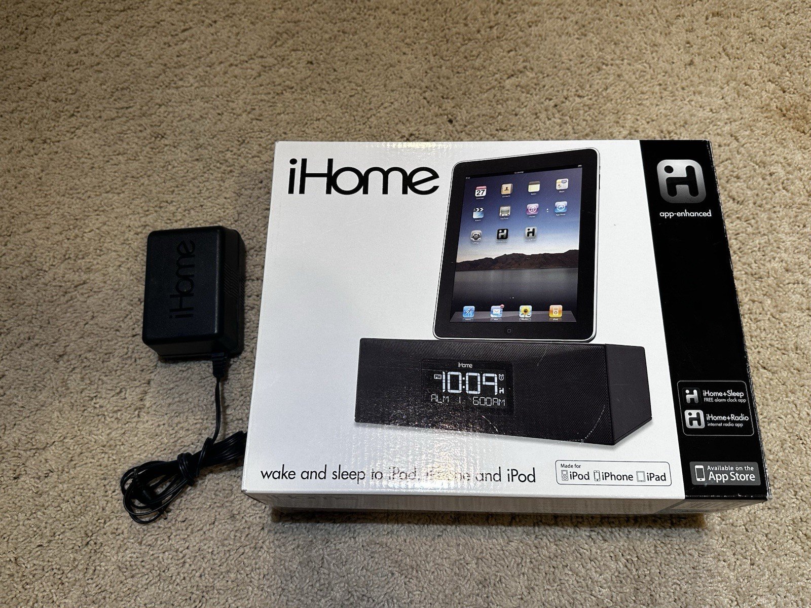 iHome iD84BZ 30 pin App_Enhanced Alarm Clock Radio AM/FM iPhone iPad AC Adapter