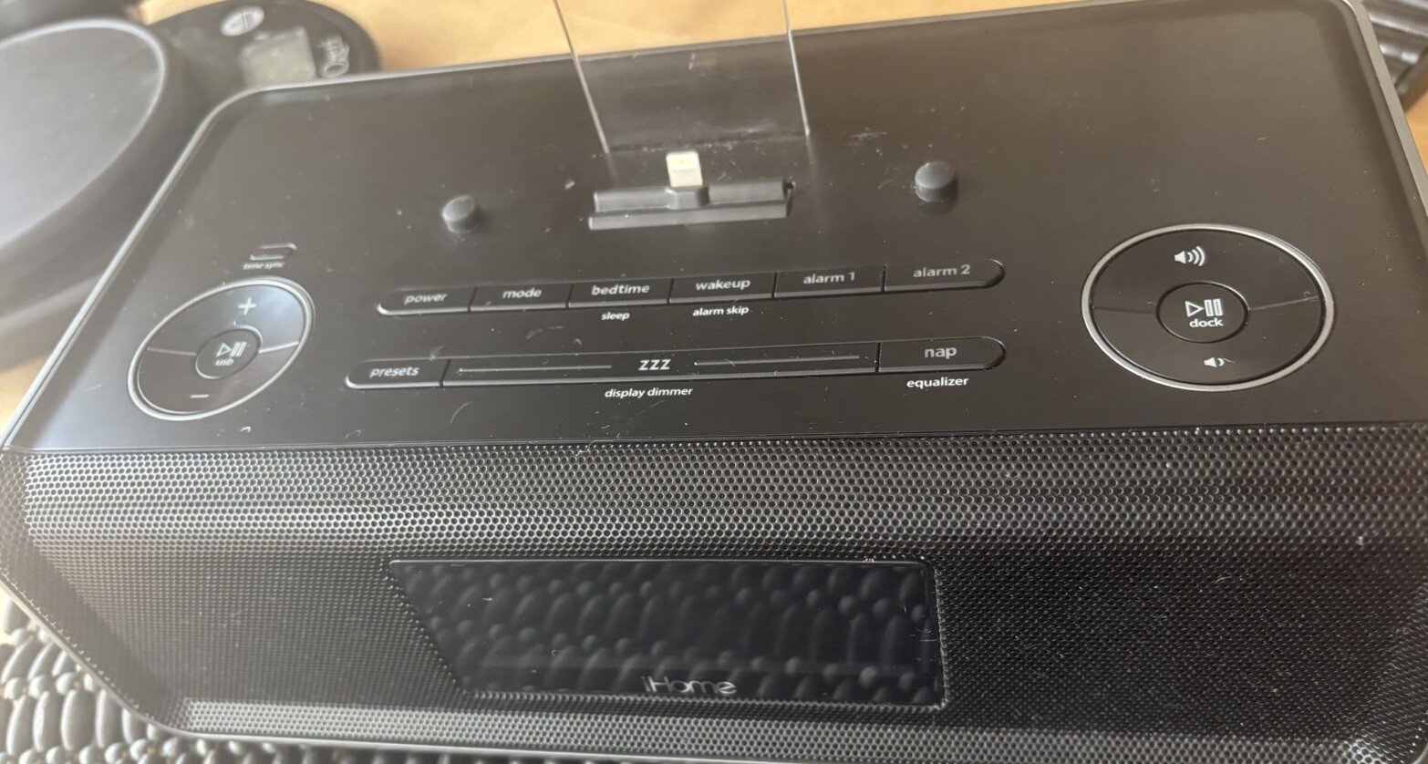 iHome iDL43 Dual Charging Clock Radio with Dock for iPhone/iPad Lightning