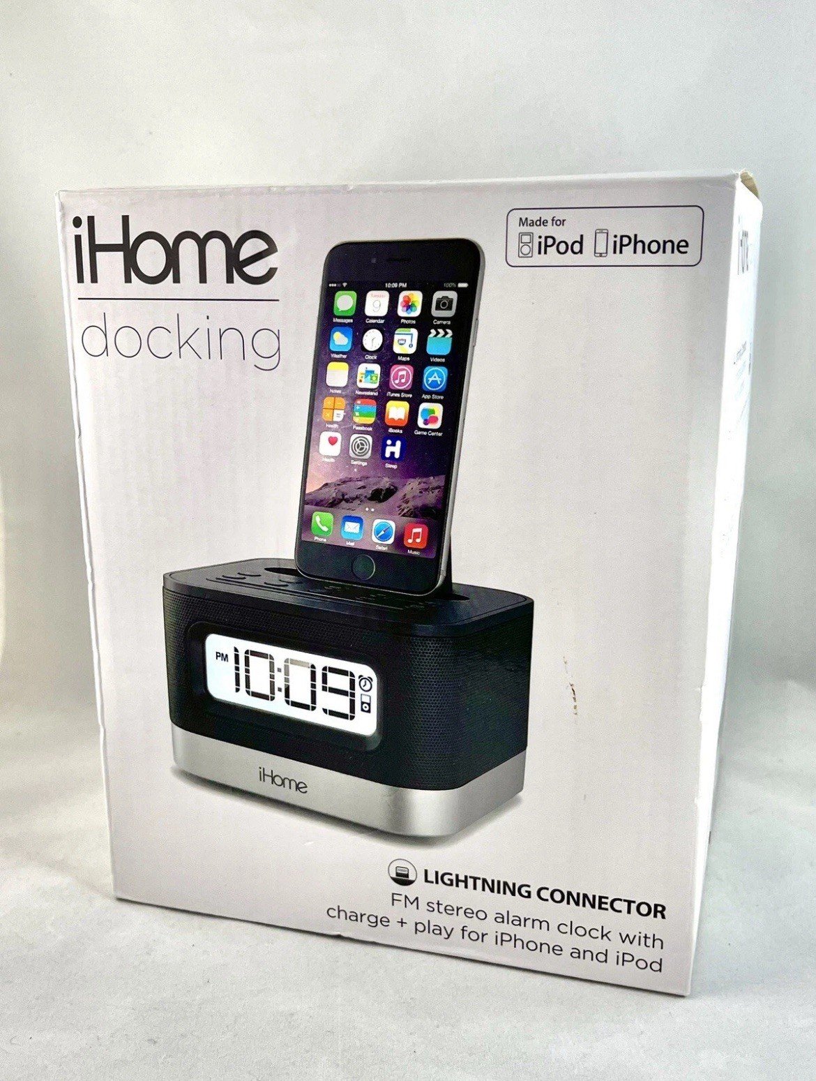 iHome iPL10BC Lightning Dock (great condition) iPhone/iPod Stereo FM Radio Clock