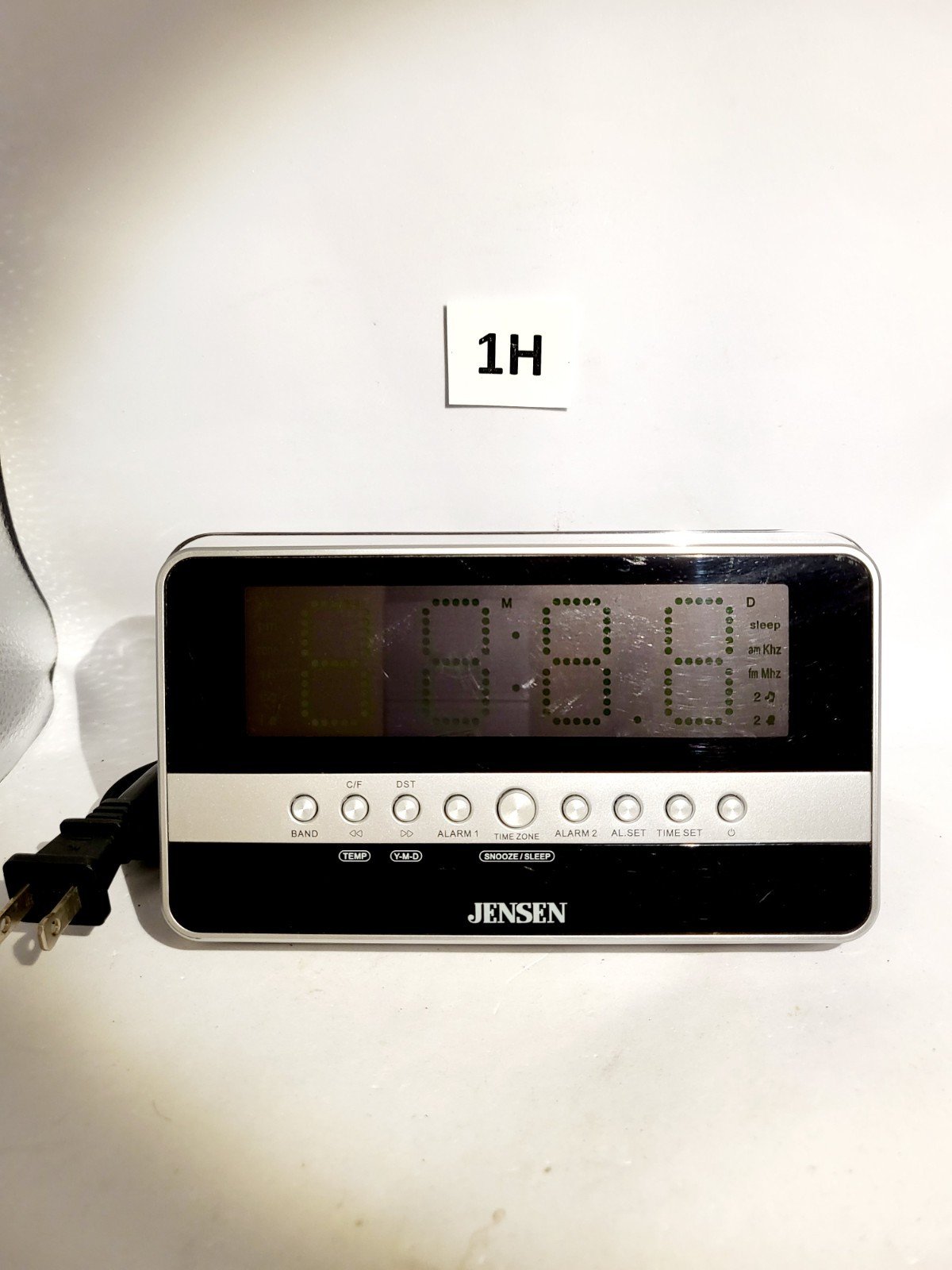 JENSEN AM/FM DUAL ALARM CLOCK RADIO,MODEL JCR-275A
