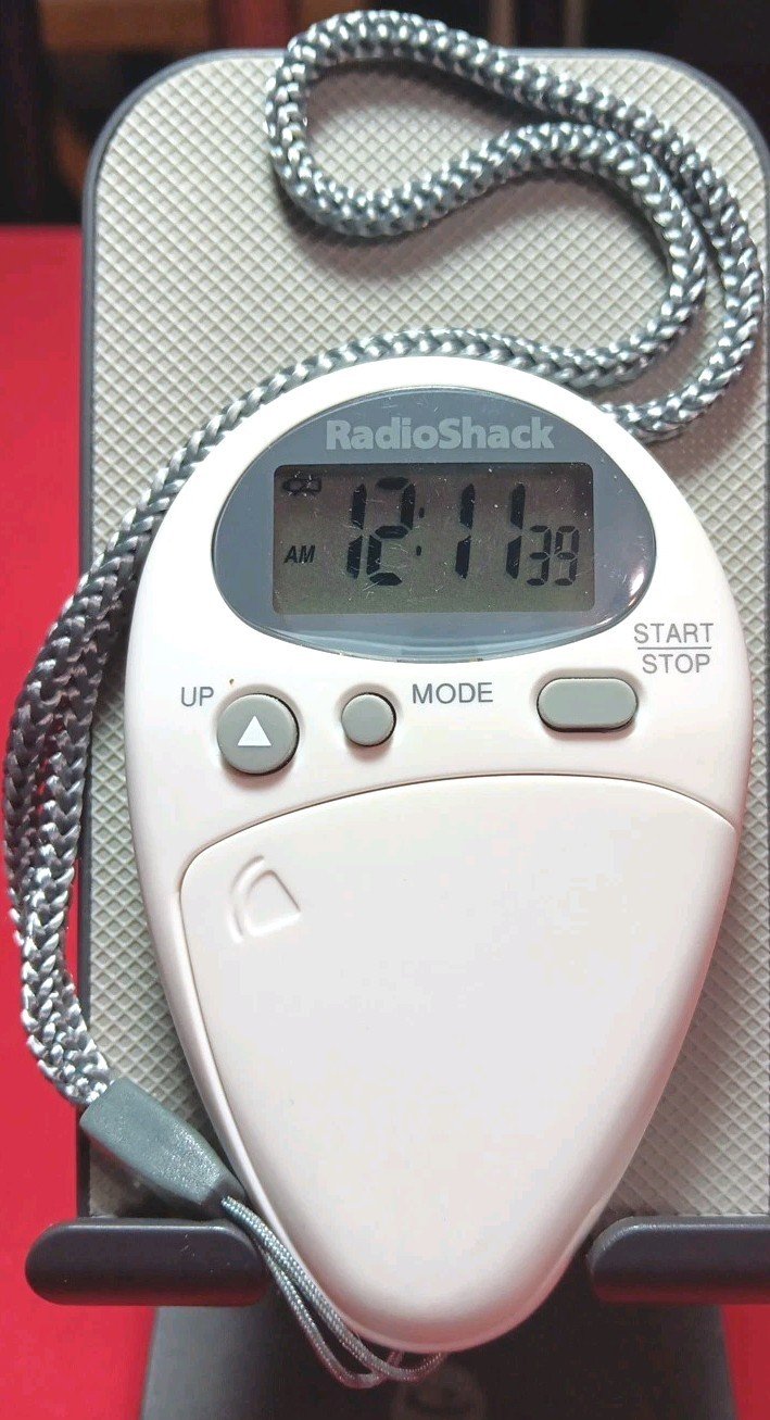 Radio Shack Pill Box Timer Clock Medication Reminder Alarm Box Travel RadioShack