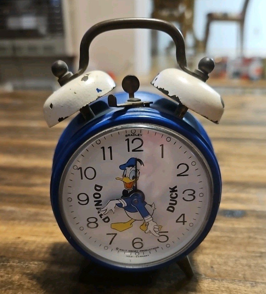 Rare BRADLEY Donald Duck Alarm Clock (Manual-winding)