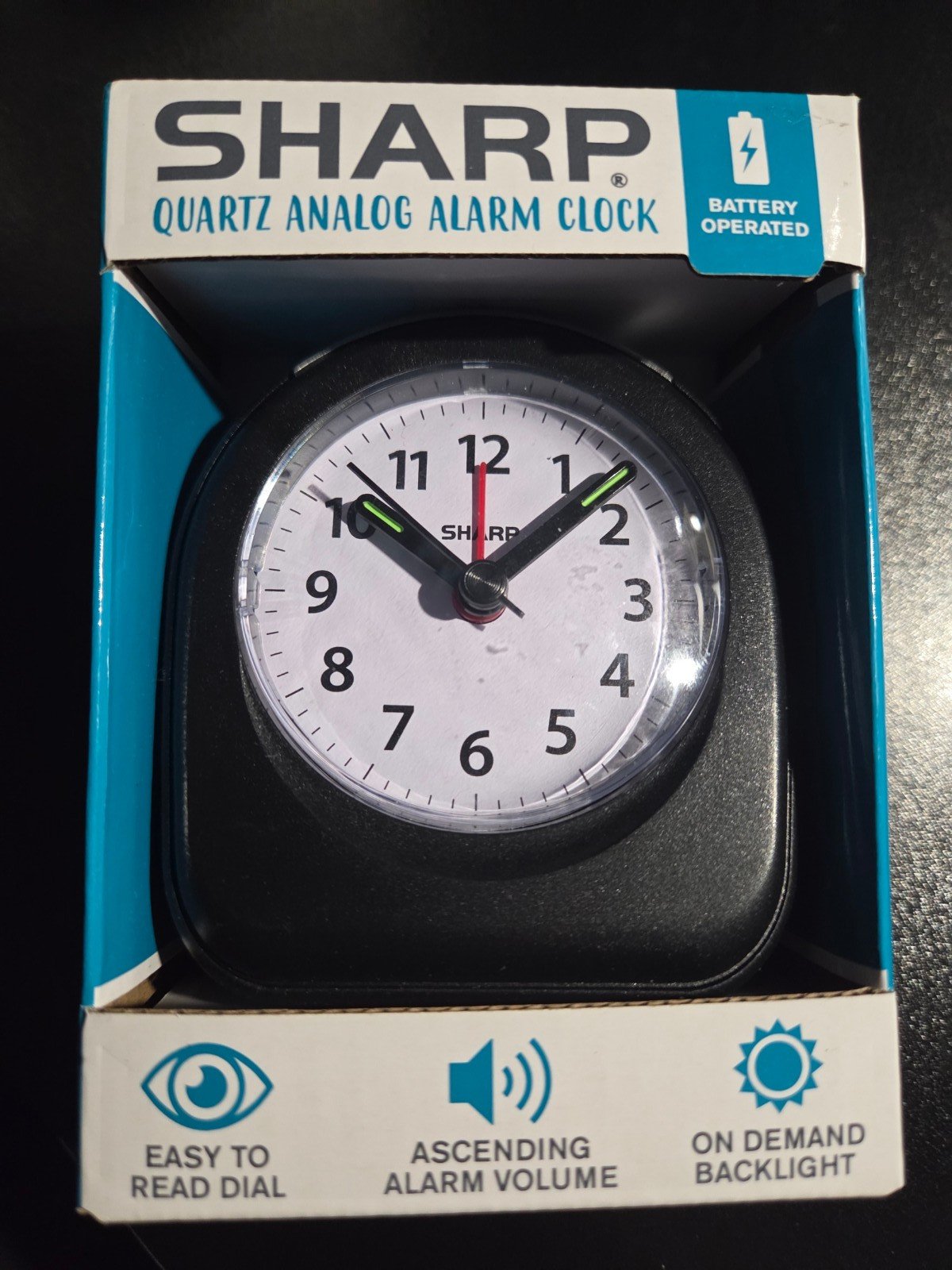 Sharp Battery Operated Quartz Analog Alarm Clock SPC844A New In Box