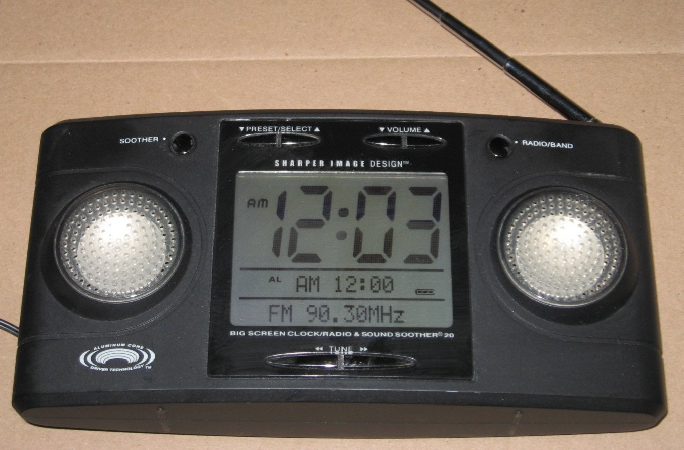 Sharper Image Design S1564 Big Screen Clock Radio Sound Soother 20 WORKING