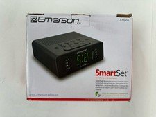 SmartSet Dual Alarm Clock Radio with AM/FM Radio, Dimmer, Sleep Timer and .9"...