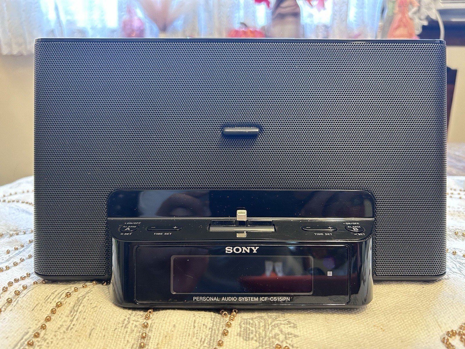 Sony Dream Machine Clock iPhone Compatible Black Model ICF CS15iPN Works Great!