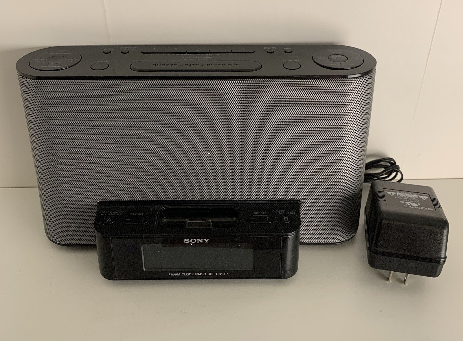 Sony Dream Machine ICF-CS10iP FM/AM Clock Radio Alarm Dock Black