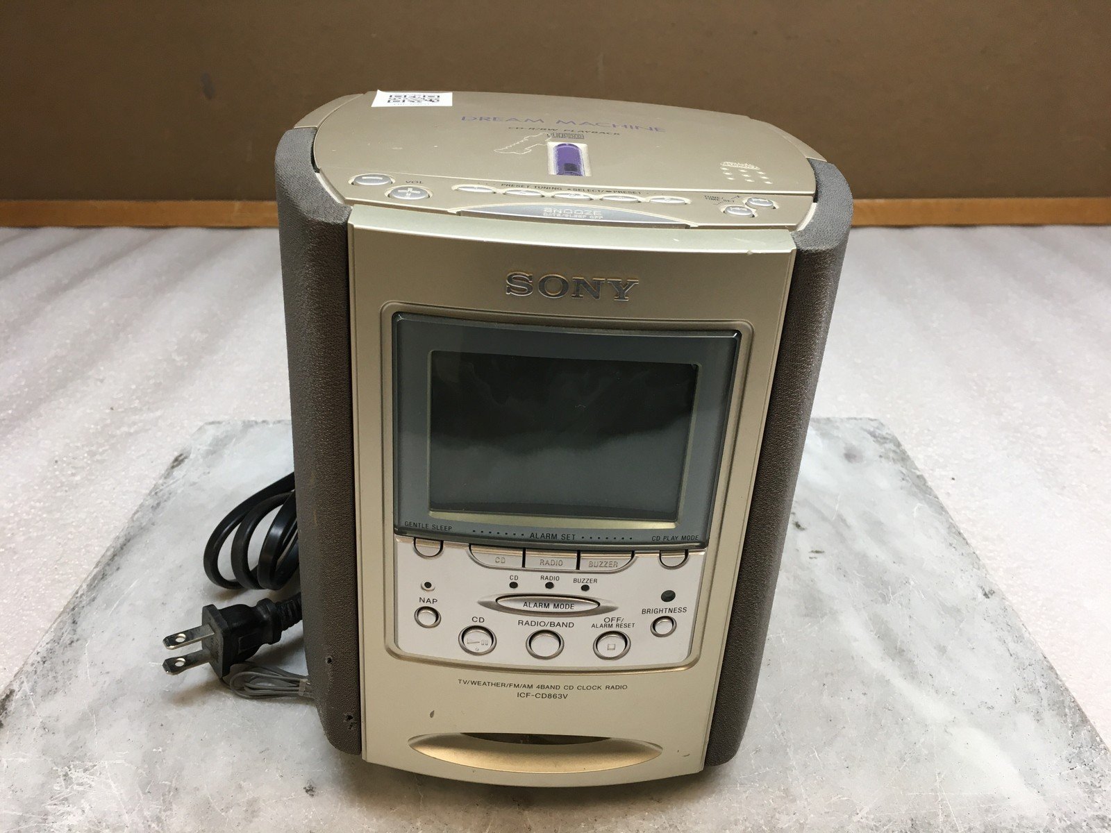 Sony ICF-CD863V Dream MACHINE TV/Weather FM/AM CD Player Alarm Clock Functional