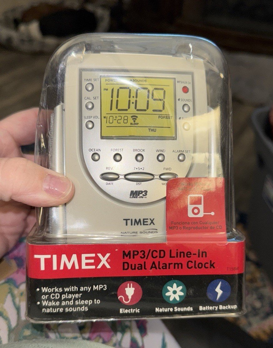 Timex T158W Nature Sounds Alarm Clock Radio-Corded/Batt Bkup MP3/CD Line In New