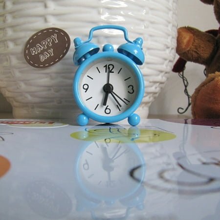 TOPRenddon Kids Alarm Clock Double Bell Clock Classic Home Cute Battery Operated Analog Mini Round Bedside Desk Alarm Clock Kid Gifts Children's Student Alarm Clock Home Decoration