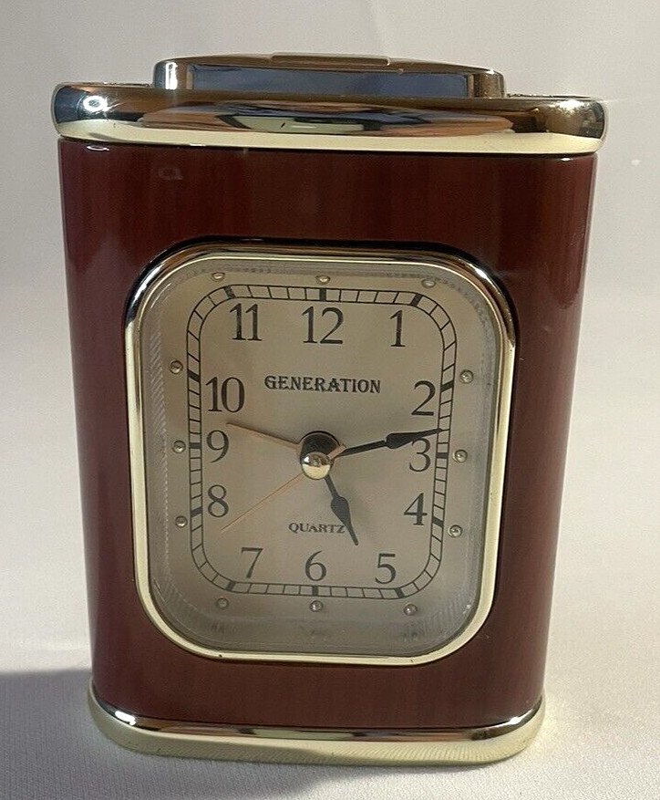 Travel Alarm Clock, Vintage Generation, Battery Operated, Lights Up