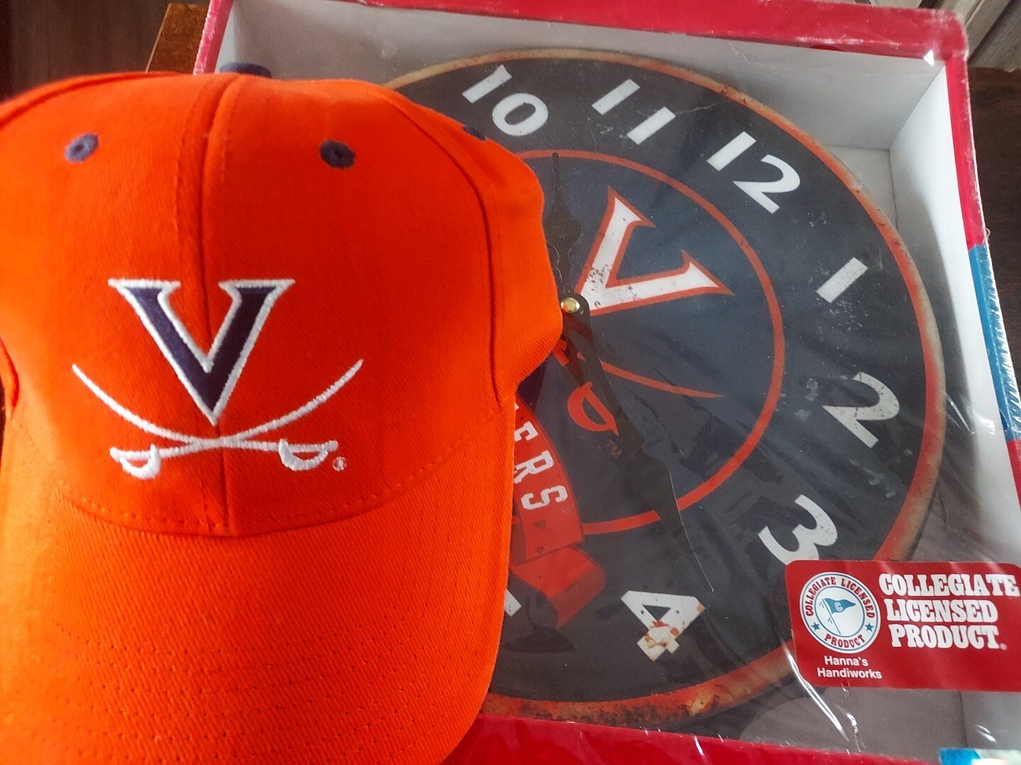 University of Virginia Cavaliers Bottle Cap Quartz Wall Clock 12" NCAA/ UVA Hat