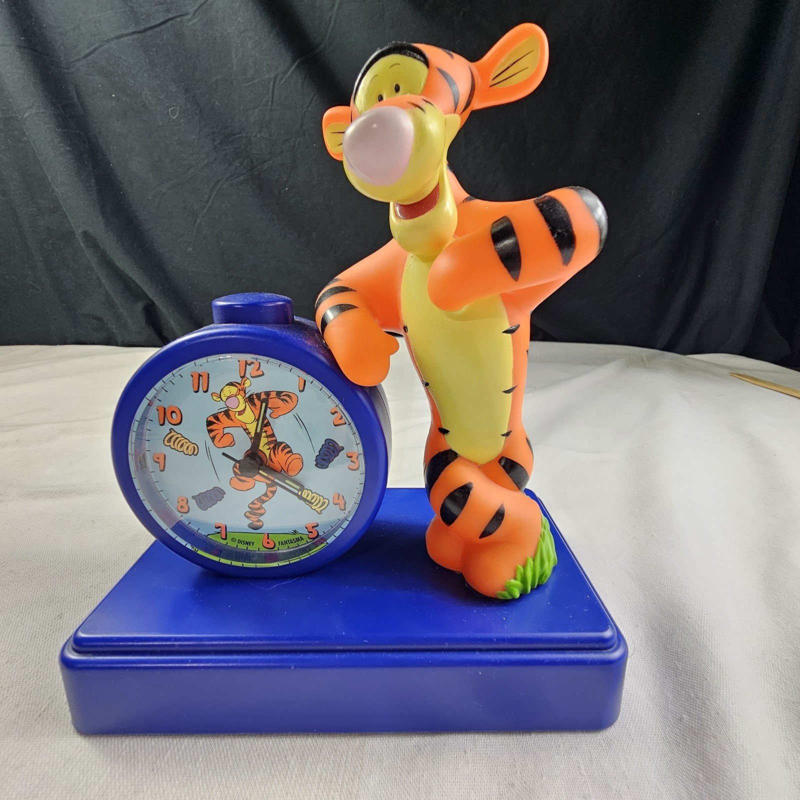 Vintage Disney Winnie The Pooh Tigger Talking Alarm Clock By Fantasma Tested