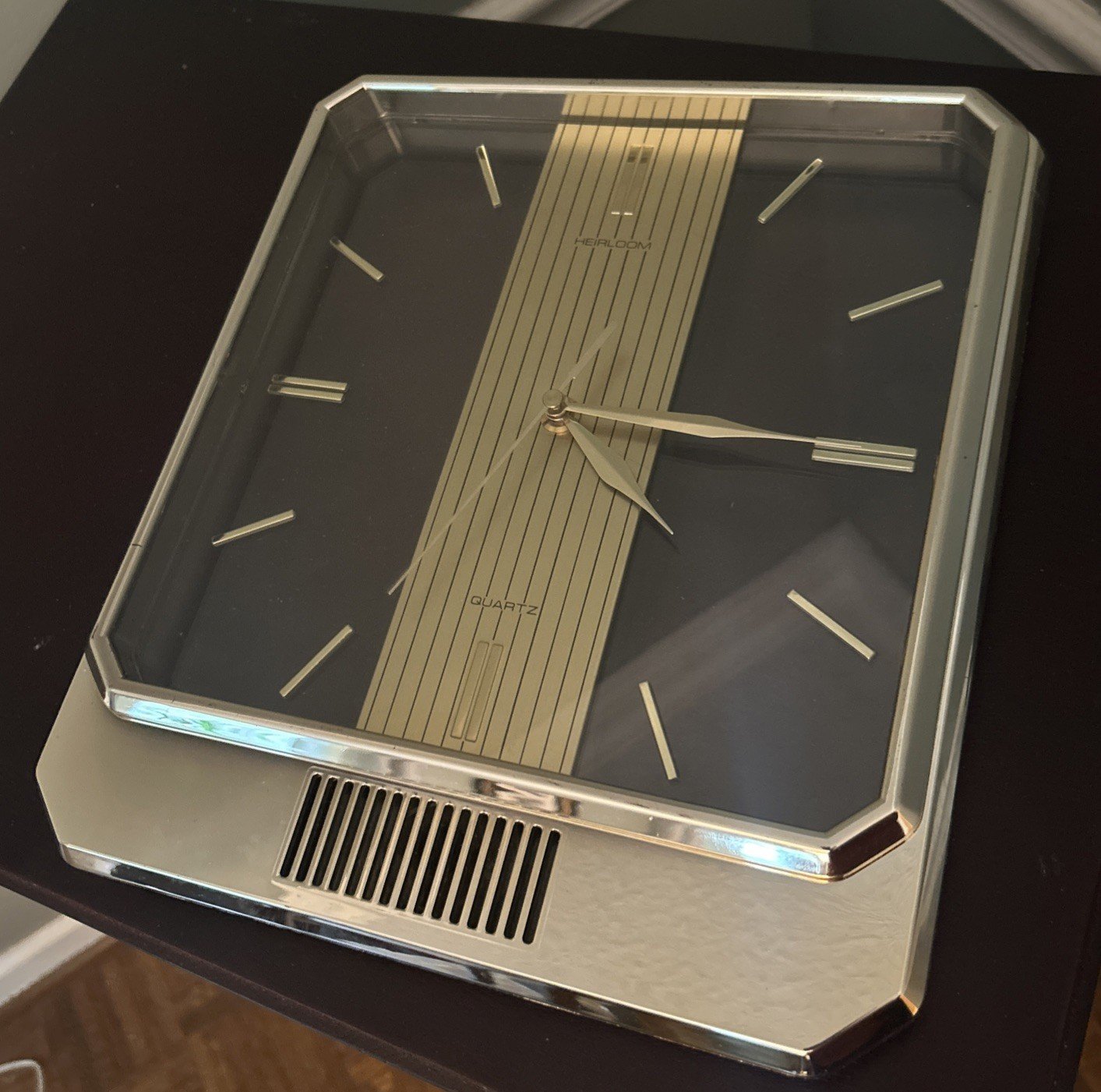 Vintage HEIRLOOM Westminster Chime Wall Clock Tested & Works MCM 12.5" Gold