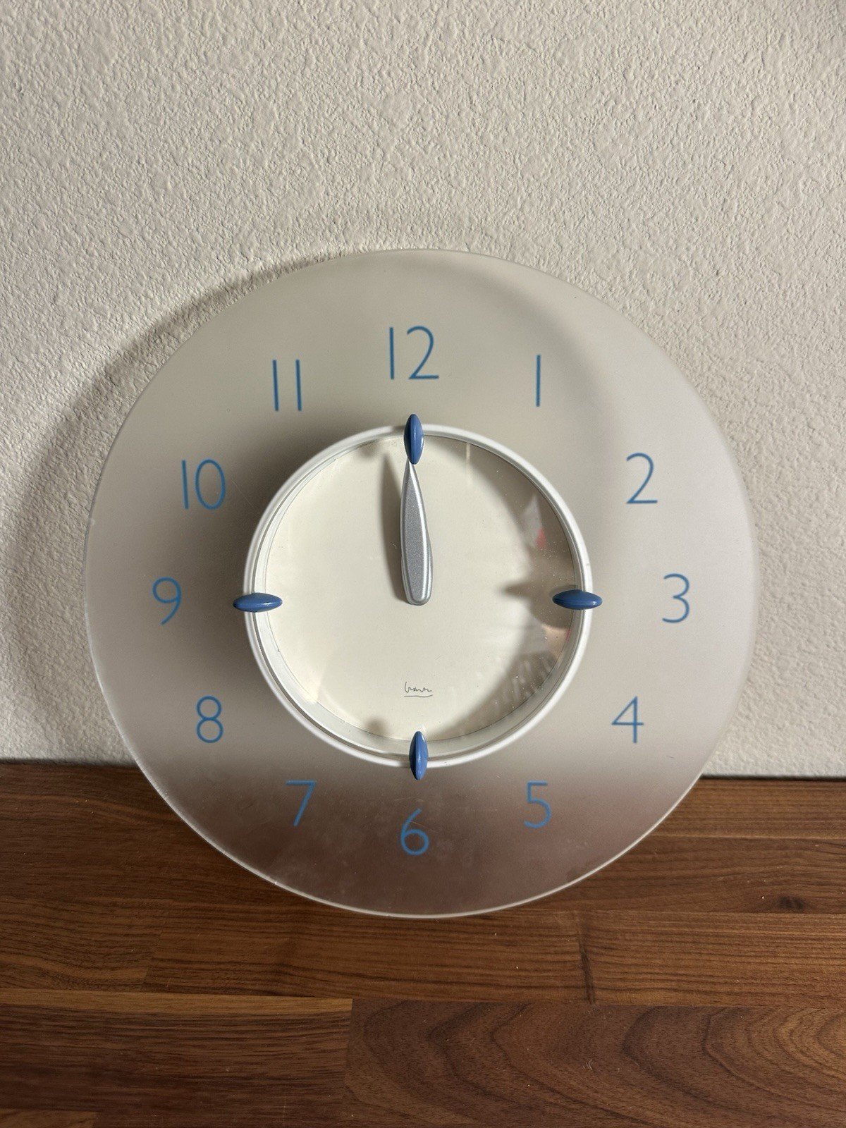 VTG Michael Graves Frosted Acrylic Clock Tested Works