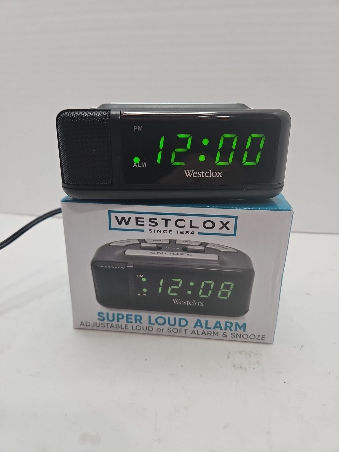 Westclox Super Loud Alarm Adjustable Loud or Soft Alarm & Snooze 88141