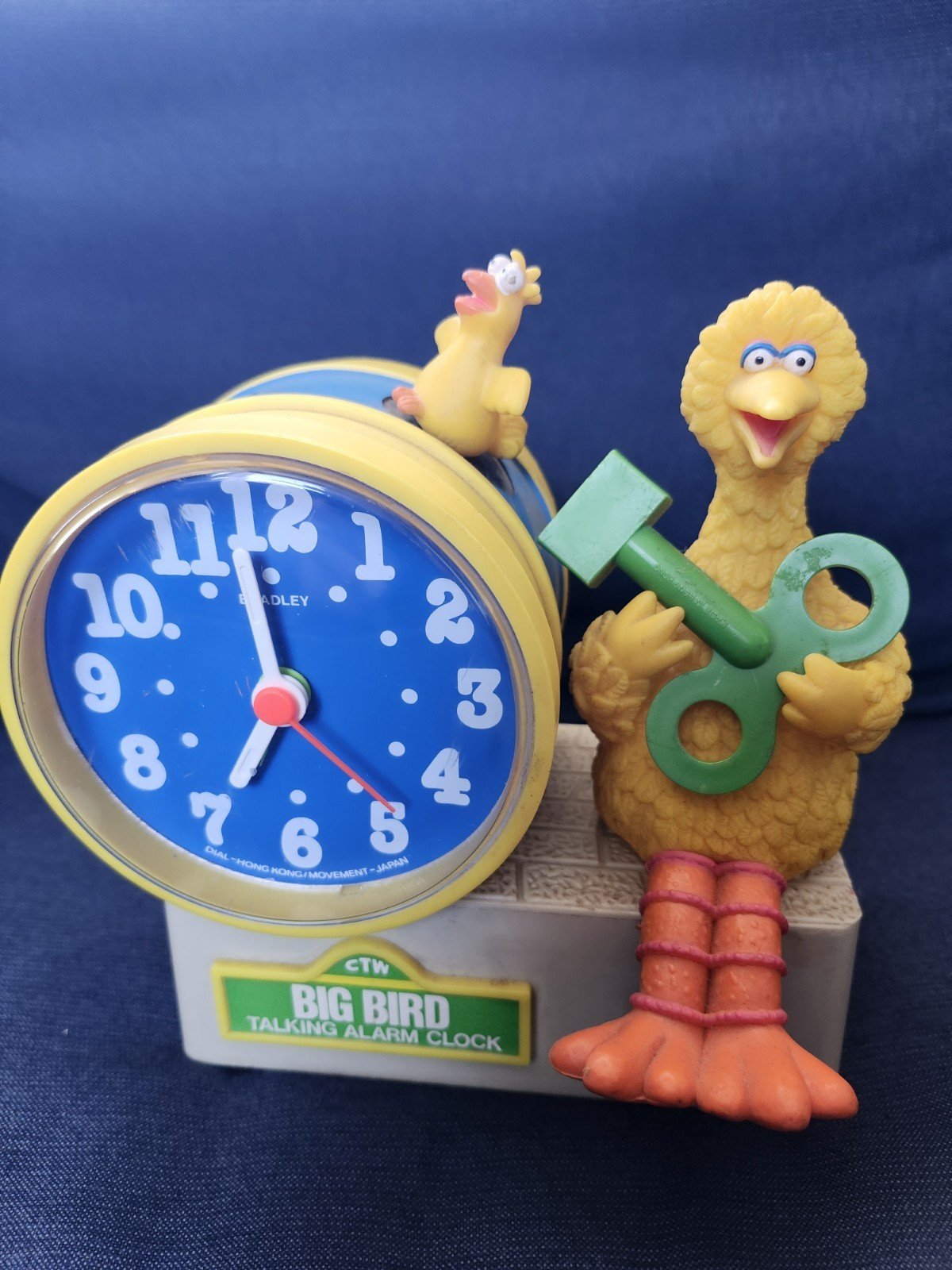 Working Bradley Sesame Street Big Bird Talking Alarm Clock, Green Key. TalksTics