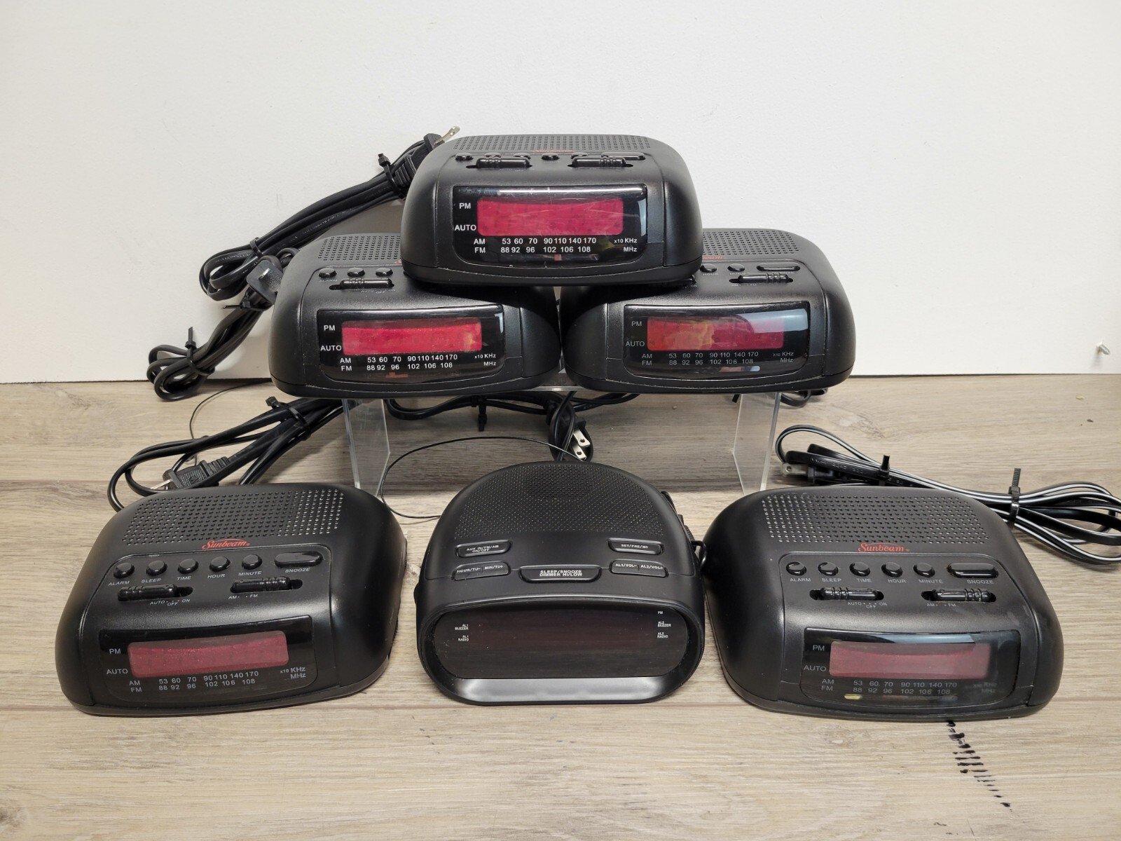 6x Sunbeam Hospitality Digital Alarm Clock AM/FM Radio 89014