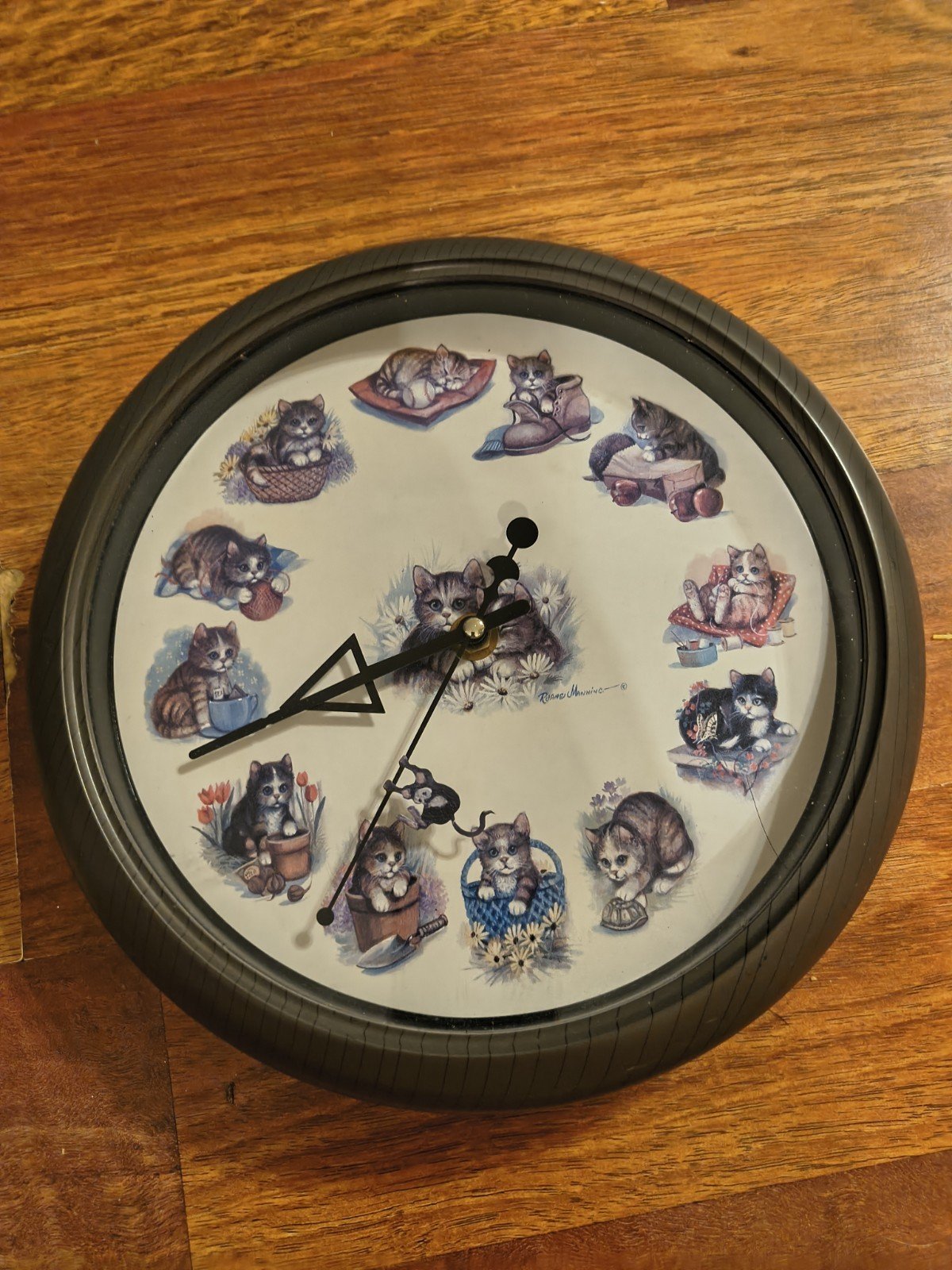 Cat Walk Clock-working