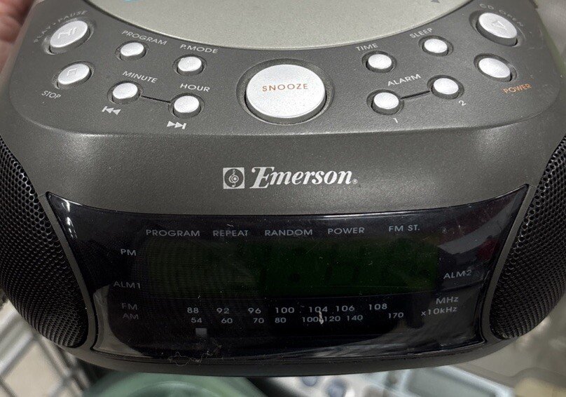 Emerson CKD 9901 Digital Alarm Clock AM/FM Radio Snooze CD Player LED Tested