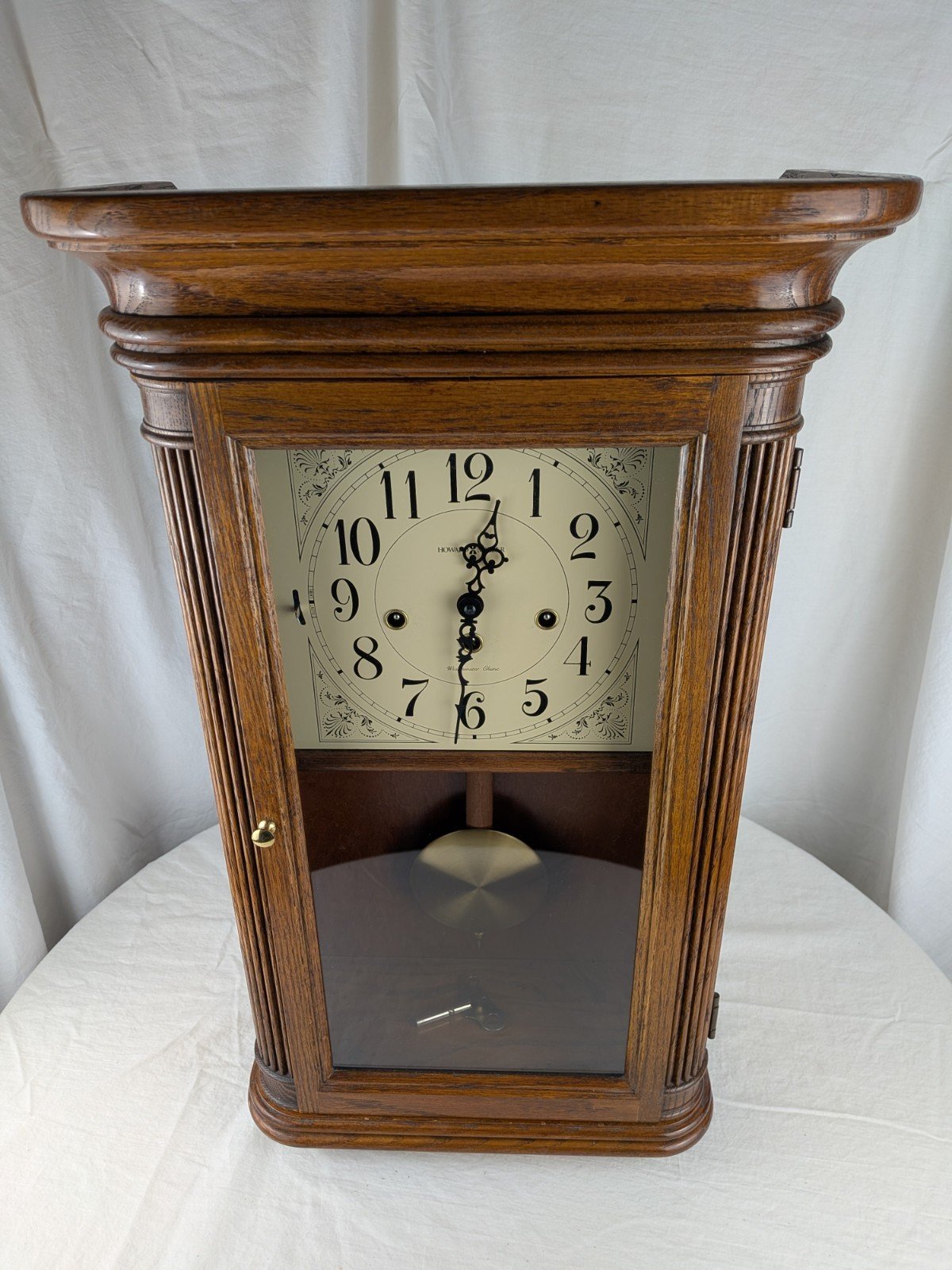 Howard Miller Sandringham Oak Wall Clock 613-108 W/Pendulum, Key, Works Great