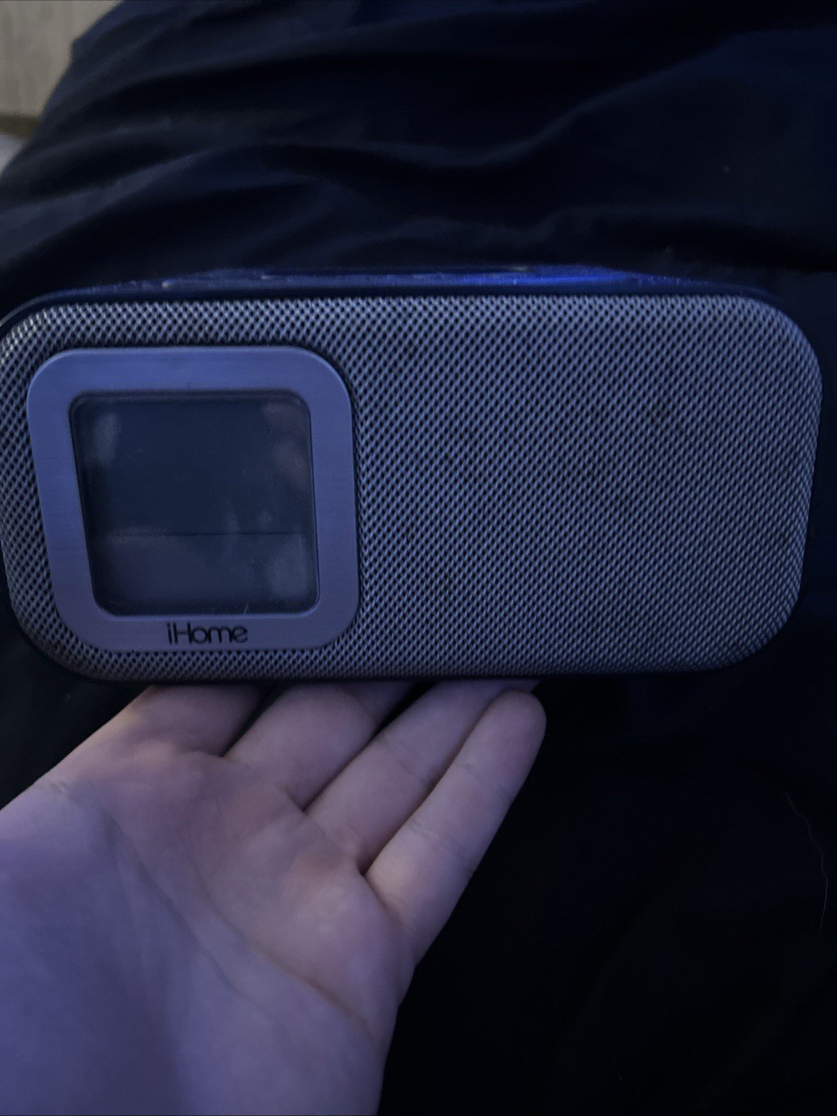 iHome iBT22 Bluetooth Wireless Clock with USB Charger and AUX Port - USED Tested