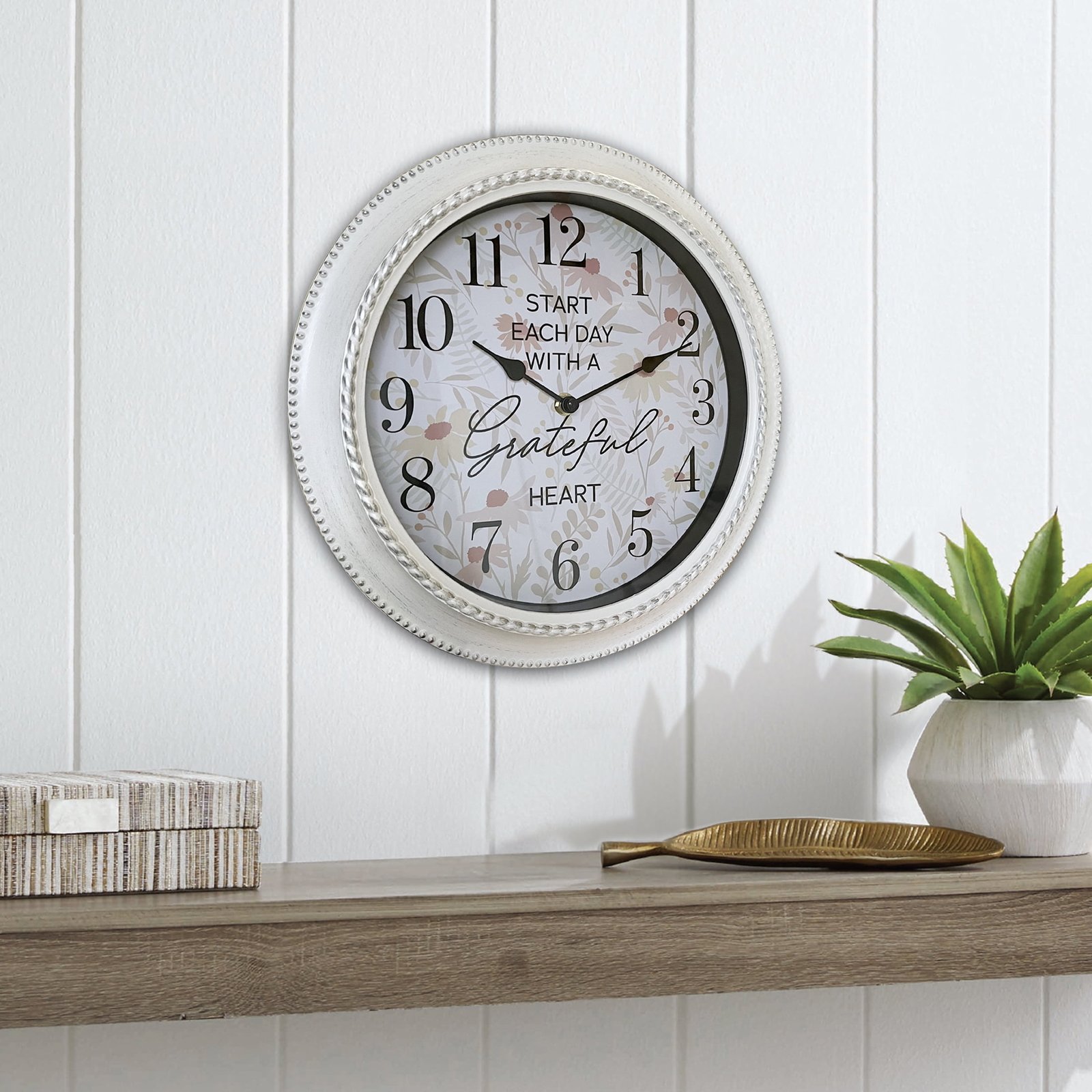 Mainstays Sentiments 12" Analog Wall Clock Quartz Movement Battery,White