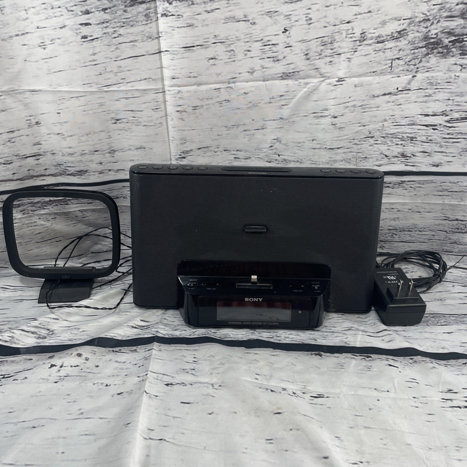 Sony ICF-CS15IPN Audio Dock Alarm Clock and Radio Charger iPhone iPod Lightning