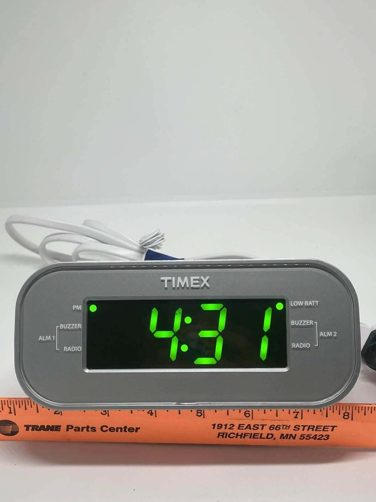 Timex AM/FM Dual Alarm Clock Radio with 1.2-Inch Green Display Model T231 A-B